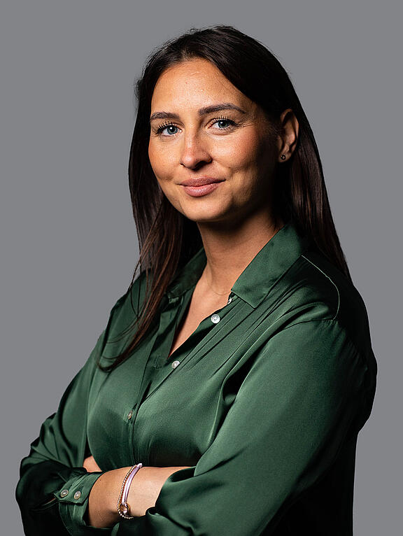 Mesic - Immobilienberaterin (IHK) Mesic