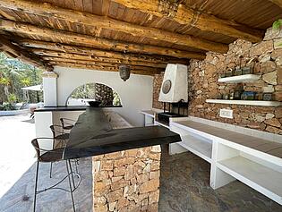 KPI1341 - Villa en alquiler - Villa zu vermieten - Villa for rent - Villa te huur - www.kensington-ibiza.com - Noelle Politiek