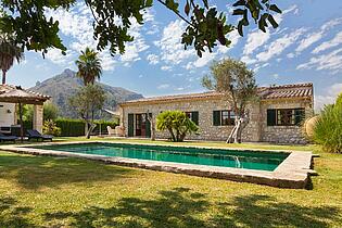 Finca Mallorca Alcudia con piscina en venta