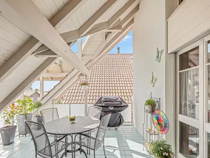 KZO00073H Naturnah, gepflegt und grosszügig - 5.5 Zimmer Familienwohnung - gedeckte Terrasse