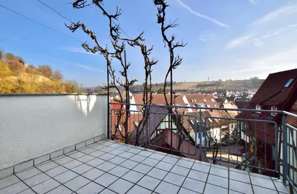 Überdachter Balkon