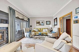 Frontline apartment for sale