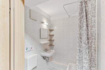 Bad (Muster) in einem Appartement