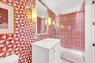 Master bathroom 
