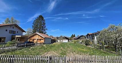 Grundstück