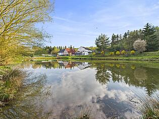 Privater See