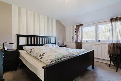 Schlafzimmer I (DG)