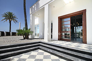 Villa en Ciudad Jardin entrada