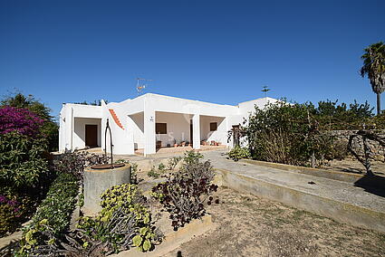 KPI1138 - Casa en venta - Haus zu verkaufen - House for sale - Huis te koop - www.kensington-ibiza.com - Noelle Politiek
