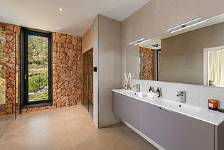 Villa Genova bathroom