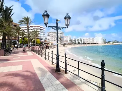KPI1384 - Local en venta - Gewerbeimmobilie zu verkaufen - Commercial property for sale - Lokaal te koop - www.kensington-ibiza.com - Noelle Politiek