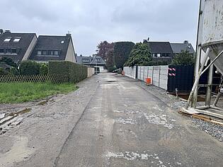 unmittelbare Anliegerstrasse