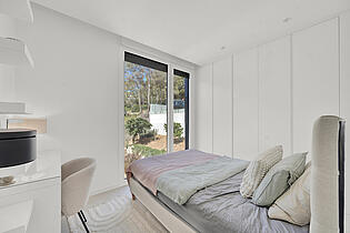 Guest bedroom in Cala Vinyas