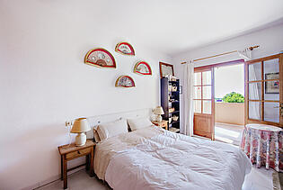 Bedroom in villa Mallorca for sale in Costa den Blanes