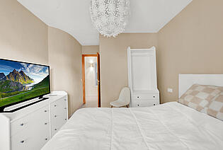 Master bedroom 3
