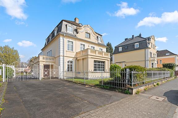 Außenaufnahme Villa