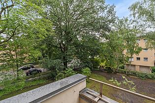 Balkon mit dem Blick ins Grüne