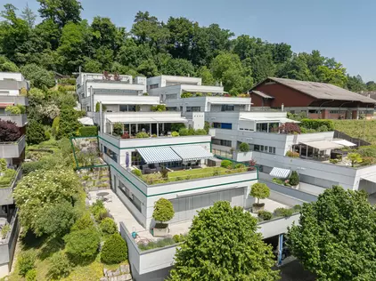KZO00083 Ein Zuhause mit Freiraum, Weitsicht und Naturanschluss - Aussenansicht