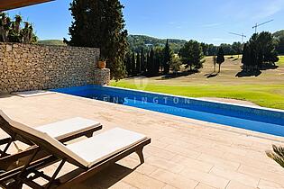KPI1170 - Adosado en alquiler - Stadthaus zu vermieten - Townhouse for rent - Townhouse te huur - www.kensington-ibiza.com - Noelle Politiek
