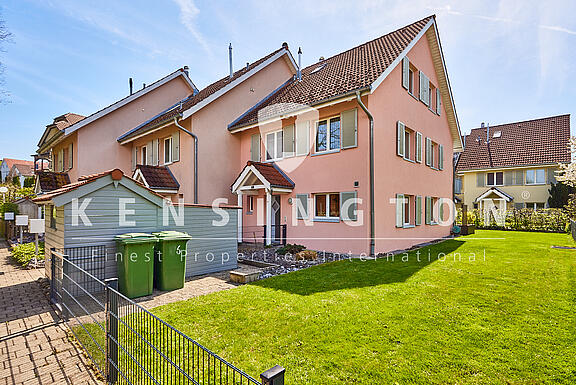 web-2024-04-12_Haus-in-Wiezikon_byAnnaGlad 31 - Kopie web-2024-04-12_Haus-in-Wiezikon_byAnnaGlad 31 - Kopie