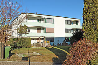 KZO00035 4.5 Zimmer Etagenwohung in Illnau - Aussenansicht Wohnung oben links