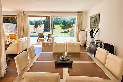 KPI1170 - Adosado en alquiler - Stadthaus zu vermieten - Townhouse for rent - Townhouse te huur - www.kensington-ibiza.com - Noelle Politiek