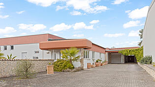 Eingangbereich Garage und Haus