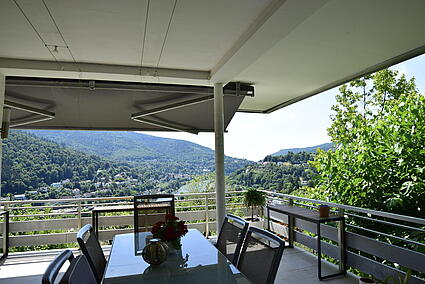 überdachte Terrasse