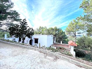 KPI1055 - Villa en venta - Villa zu verkaufen - Villa for sale - Villa te koop - www.kensington-ibiza.com - Noelle Politiek
