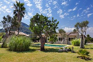 Finca Mallorca Alcudia con piscina en venta