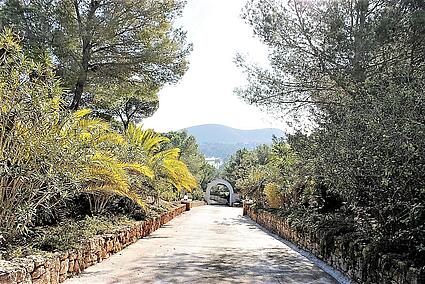 KPI1428 - Villa en alquiler - Villa zu vermieten - Villa for rent - Villa te huur - www.kensington-ibiza.com - Noelle Politiek