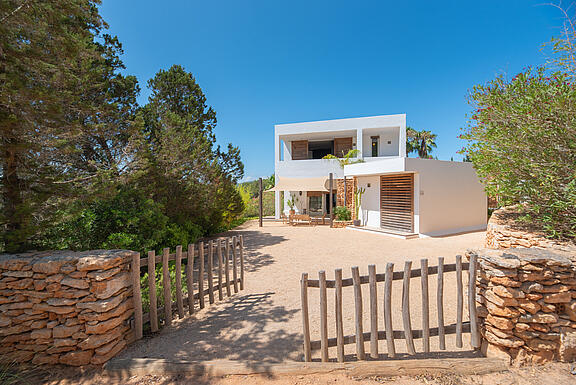 KPI1412 - Villa en venta - Villa zu verkaufen - Villa for sale - Villa te koop - www.kensington-ibiza.com - Noelle Politiek KPI1412 - Villa en venta - Villa zu verkaufen - Villa for sale - Villa te koop - www.kensington-ibiza.com - Noelle Politiek