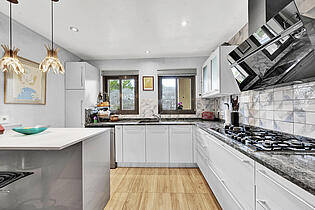 Kitchen in apartment for sale in Cas Catala