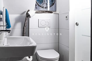 Badezimmer der unteren Wohnung