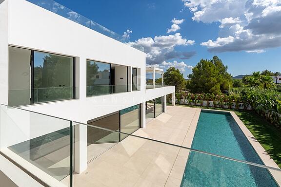 KPI1033 - Villa en venta - Villa zu verkaufen - Villa for sale - Villa te koop - www.kensington-ibiza.com - Noelle Politiek