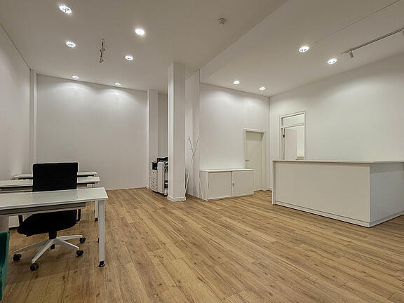 Büro/Laden Büro/Laden