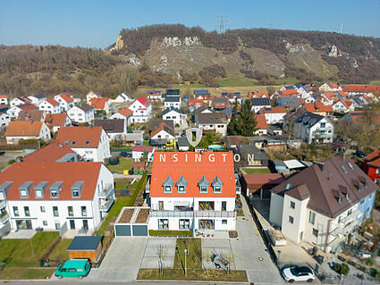 Südansicht und Blick auf den Keilberg