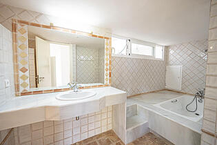 KPI1273 - Villa en venta - Villa zu verkaufen - Villa for sale - Villa te koop - www.kensington-ibiza.com - Noelle Politiek