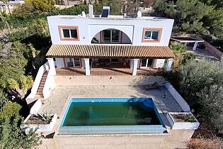 KPI1232 - Villa en venta - Villa zum Kauf - Villa for sale - Villa te koop - www.kensington-ibiza.com - Noelle Politiek