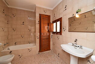 KPI1138 - Casa en venta - Haus zu verkaufen - House for sale - Huis te koop - www.kensington-ibiza.com - Noelle Politiek