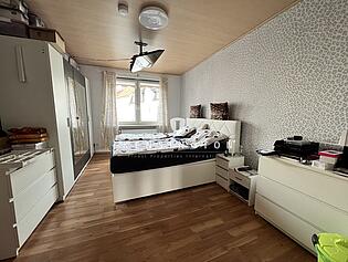 1. OG rechts - Schlafzimmer