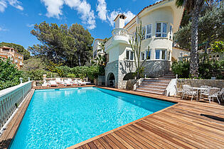 1. Villa mit Pool