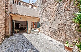 Stadthaus in Sóller Mallorca-patio/garten