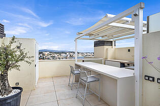 Outdoor kitchen 