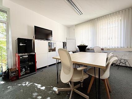 Büro 2