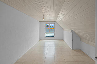 KZO00079B Grosszügiges Zuhause mit Charakter und Charme - Zimmer 1
