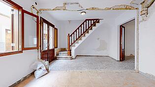 Townhouse-with-project-in-Pollensa-with-patio-and-terrace--07312025_060809
