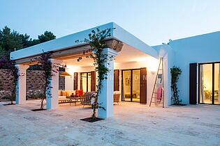 KPI1037 - Villa en venta - Villa zu verkaufen - Villa for sale - Villa te koop - www.kensington-ibiza.com - Noelle Politiek