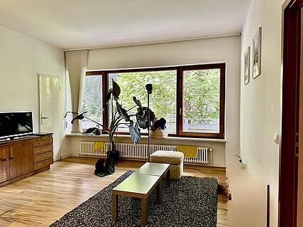 sonniges Wohnzimmer