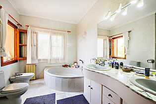 Bathroom in Villa Mallorca for sale in Costa den Blanes